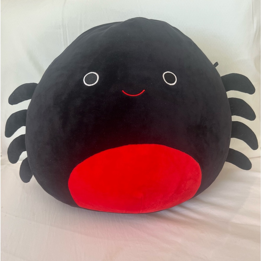 12” Bella the spider Squishmallow